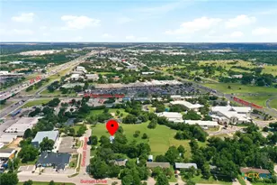 903 Summit St, Round Rock, TX 78664 - Photo 30