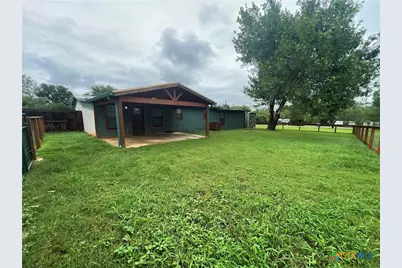 365 Forshage Boulevard, Seguin, TX 78155 - Photo 4