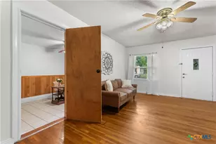1922 S 41st St, Temple, TX 76504 - Photo 6