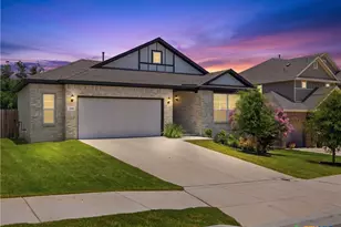 333 Glenwood Rnch, Cibolo, TX 78108 - Photo 2