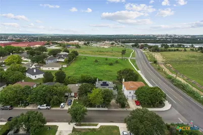 1104 Hilltop Drive, San Marcos, TX 78666 - Photo 34