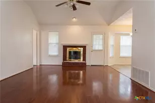 3615 Coral Bay Ln, Killeen, TX 76549 - Photo 2