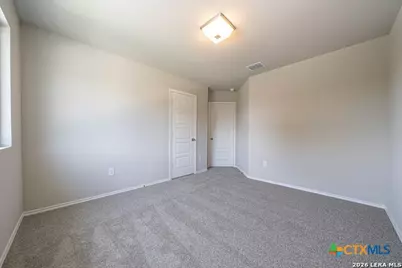 304 W Martindale, Seguin, TX 78155 - Photo 14