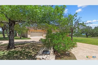 1443 Kings Cove Drive, Canyon Lake, TX 78133 - Photo 6