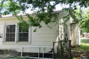 1919 Windsor Ave, Waco, TX 76708 - Photo 2