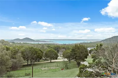 5926 Lakeside Drive, Belton, TX 76513 - Photo 2