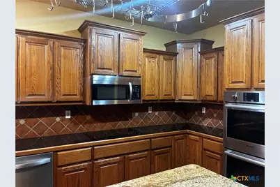 2072 County Road 1025, Lampasas, TX 76550 - Photo 8
