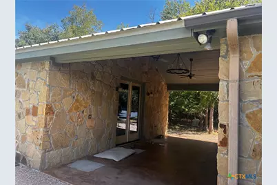 2072 County Road 1025, Lampasas, TX 76550 - Photo 6