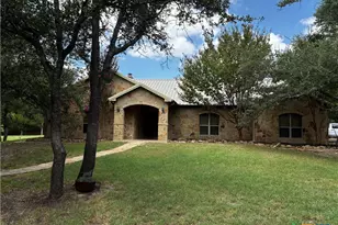 2072 County Rd 1025, Lampasas, TX 76550 - Photo 2