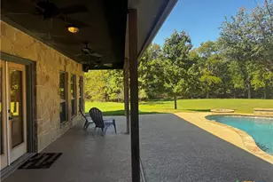 2072 County Rd 1025, Lampasas, TX 76550 - Photo 18