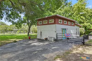 898 Buerger Ln, Seguin, TX 78155 - Photo 30