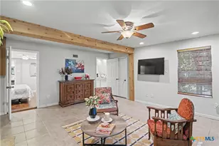 898 Buerger Ln, Seguin, TX 78155 - Photo 14