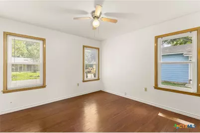 432 Romberg Street, Seguin, TX 78155 - Photo 8