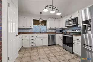 2723 Canyon Oaks Ct, Temple, TX 76502 - Photo 4