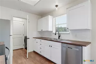 108 E Reagan Ave, Copperas Cove, TX 76522 - Photo 6