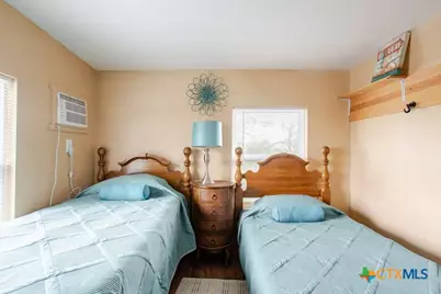 607 Tap Road, Port Lavaca, TX 77979 - Photo 8