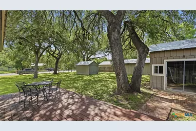 431 E Commerce Street, New Braunfels, TX 78130 - Photo 40