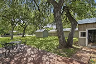 431 E Commerce St, New Braunfels, TX 78130 - Photo 40
