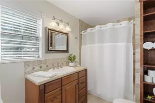 431 E Commerce St, New Braunfels, TX 78130 - Photo 22