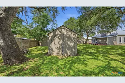 431 E Commerce Street, New Braunfels, TX 78130 - Photo 46