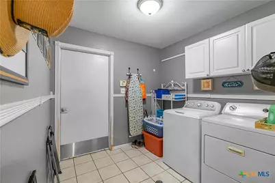 404 Cottonwood, Victoria, TX 77904 - Photo 36