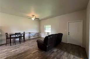 103 5th St, Seadrift, TX 77983 - Photo 4