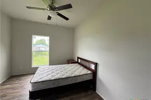 103 5th St, Seadrift, TX 77983 - Photo 6