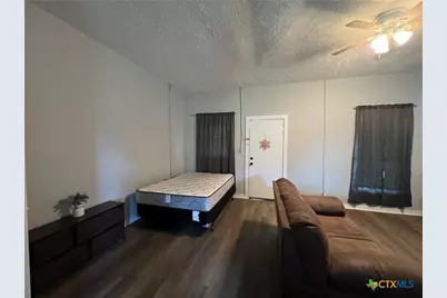 103 5th Street #B, Seadrift, TX 77983 - Photo 6