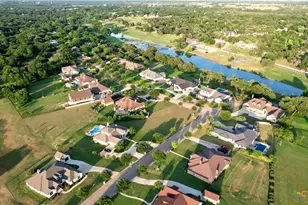 407 Creekside Dr, Salado, TX 76571 - Photo 6