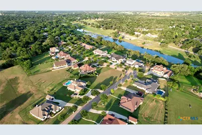 407 Creekside Drive, Salado, TX 76571 - Photo 6