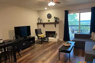 943 Parkview Dr, Canyon Lake, TX 78133 - Photo 12