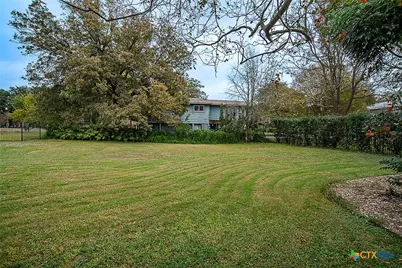 187 Royal George Circle, Mcqueeney, TX 78123 - Photo 2