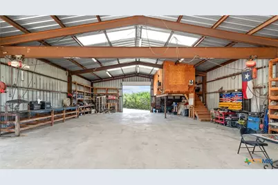 6750 N Lakeview Drive, Salado, TX 76571 - Photo 20