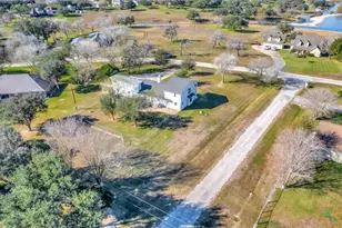 445 Lakeshore Dr, Victoria, TX 77905 - Photo 44
