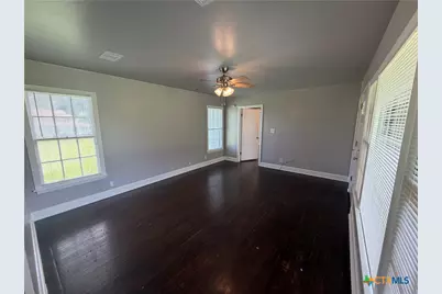 602 E Rosebud, Victoria, TX 77901 - Photo 8