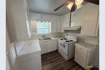 602 E Rosebud, Victoria, TX 77901 - Photo 6