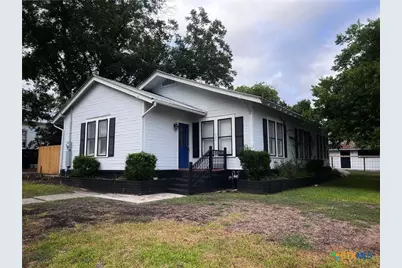 420 Willow Avenue #A, New Braunfels, TX 78130 - Photo 2