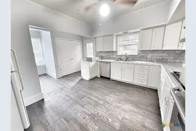 420 Willow Avenue #A, New Braunfels, TX 78130 - Photo 8