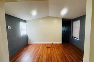 217 E Schulz St, Marion, TX 78124 - Photo 8