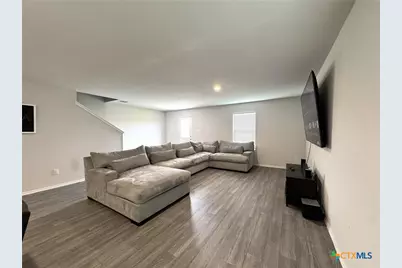 404 Jean Street, Seguin, TX 78155 - Photo 2