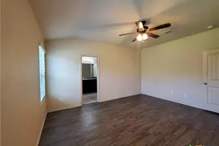 1536 Gateshead Dr, Seguin, TX 78155 - Photo 26