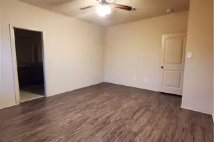 1536 Gateshead Dr, Seguin, TX 78155 - Photo 12