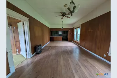 602 Andrews Street, Gatesville, TX 76528 - Photo 8