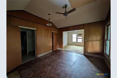 602 Andrews Street, Gatesville, TX 76528 - Photo 10