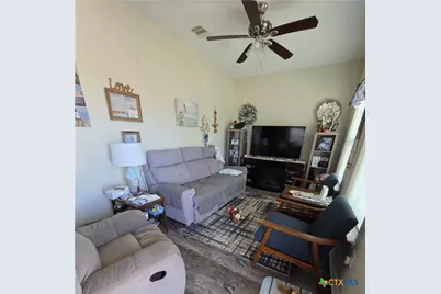 501 S 13th Street, Seadrift, TX 77983 - Photo 10