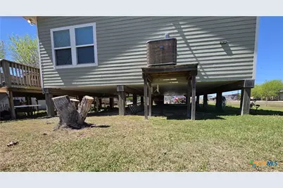 501 S 13th Street, Seadrift, TX 77983 - Photo 6