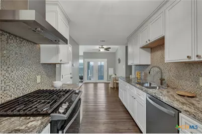 1905 Castle Gate Circle, San Marcos, TX 78666 - Photo 12