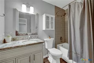 1905 Castle Gate Cir, San Marcos, TX 78666 - Photo 14