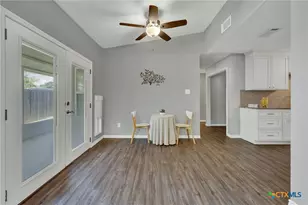 1905 Castle Gate Cir, San Marcos, TX 78666 - Photo 8