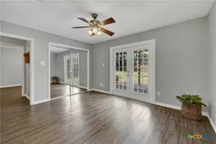 1905 Castle Gate Cir, San Marcos, TX 78666 - Photo 20
